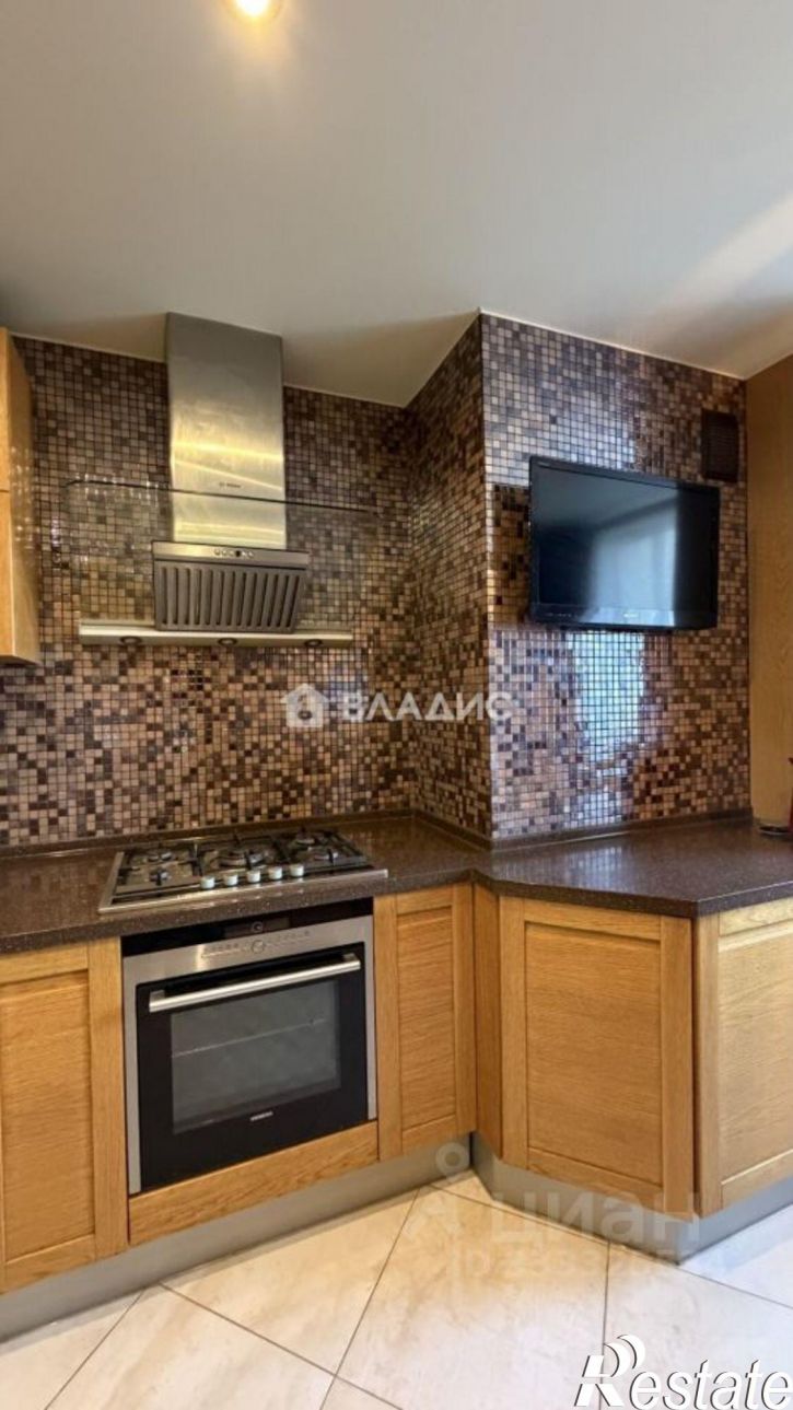 3-комн квартира ул Дзержинского, 96А,  д. 96А