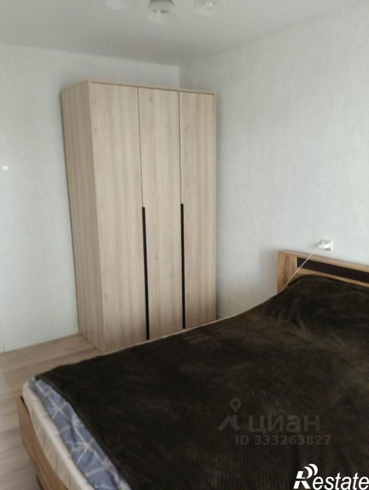 3-комн квартира ул Чаадаева, 35,  д. 35