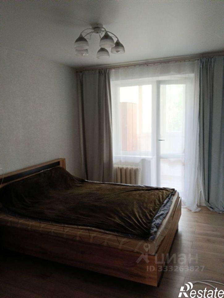 3-комн квартира ул Чаадаева, 35,  д. 35