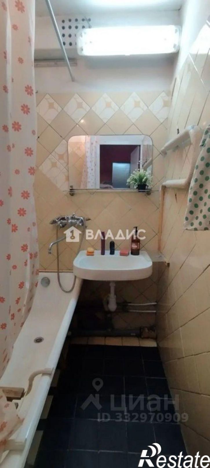 3-комн квартира ул Профессора Севастьянова, 33,  д. 33