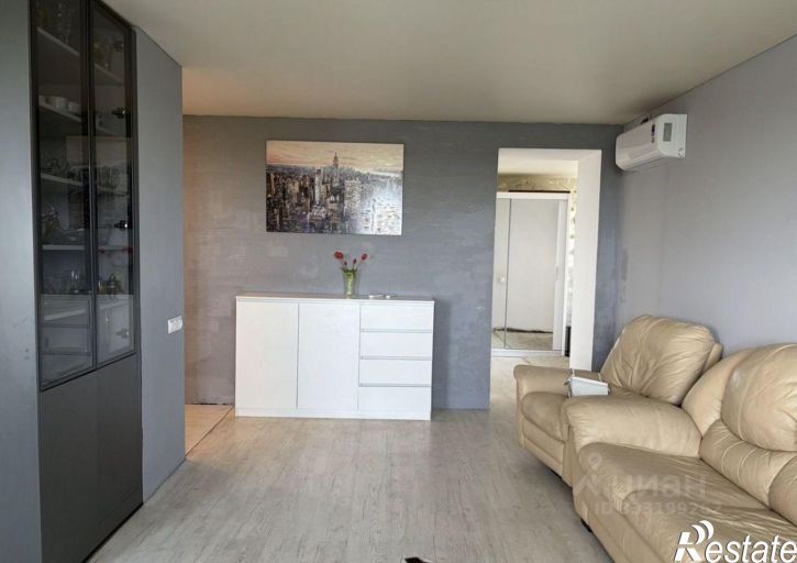 2-комн квартира ул 9 Апреля, 98,  д. 98