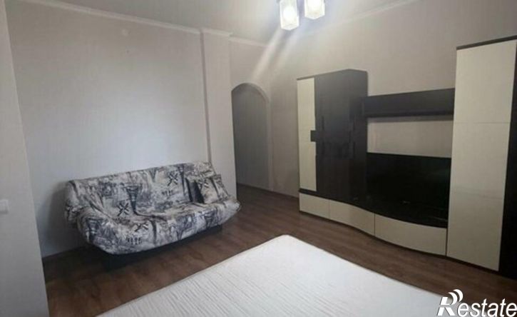 2-комн квартира ул О.Кошевого, 15,  д. 15