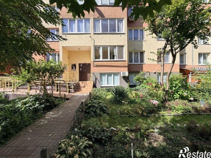 2-комн квартира ул Генерала Челнокова, 40,  д. 40