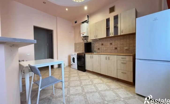 2-комн квартира ул Куйбышева, 100,  д. 100