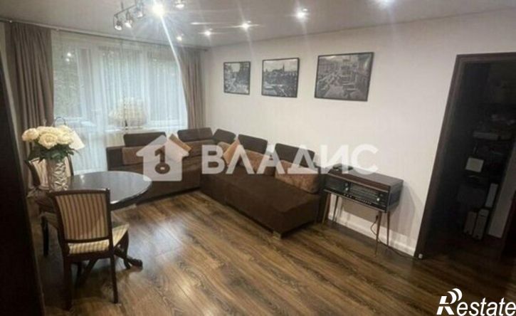 3-комн квартира ул Эльблонгская, 17,  д. 17