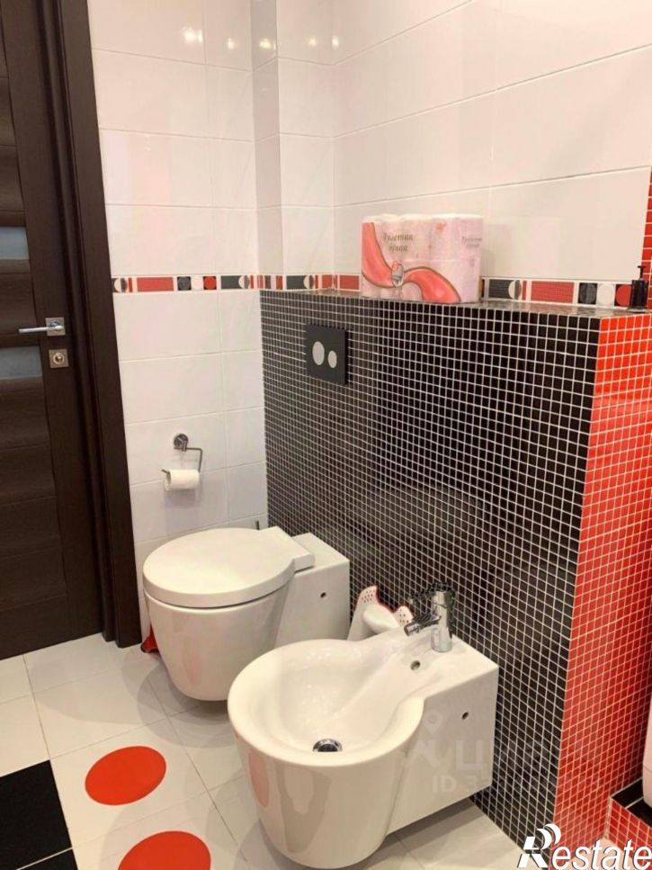 3-комн квартира ул Генерала Толстикова, 16,  д. 16