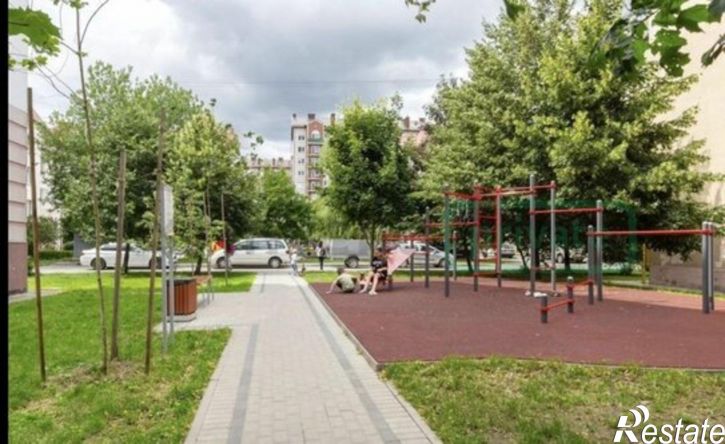 4-комн квартира ул В.Бусловского, 3,  д. 3