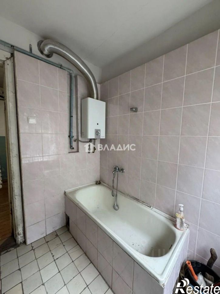 2-комн квартира Калининград, Спортивная улица, 3