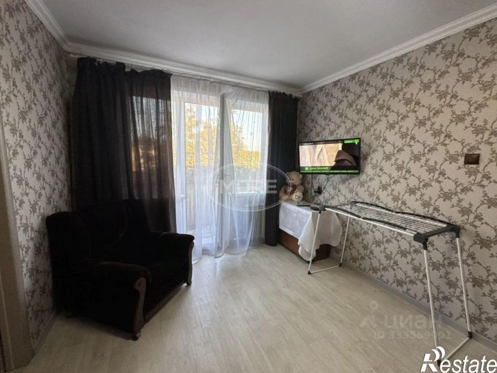 2-комн квартира ул Космонавта Леонова, 40,  д. 40