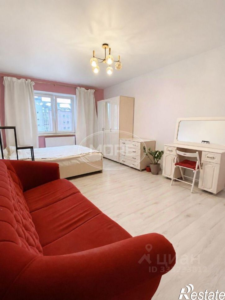 2-комн квартира Калининград, улица Генерала Раевского, 4