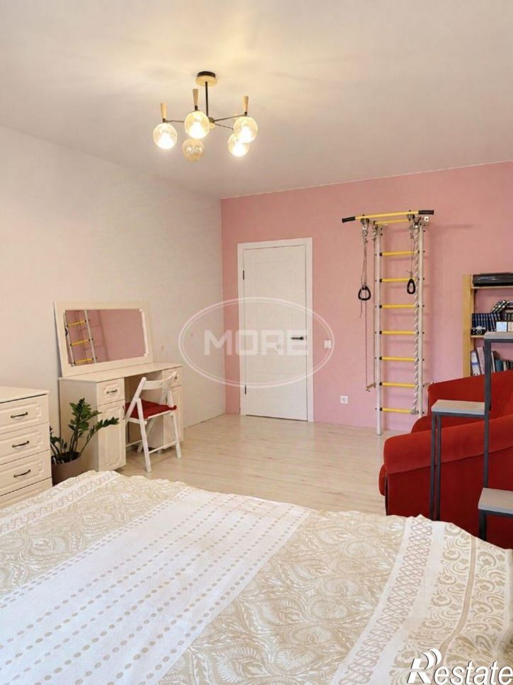 2-комн квартира Калининград, улица Генерала Раевского, 4