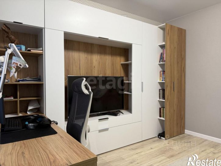 3-комн квартира ул Тихоокеанская, 44,  д. 44