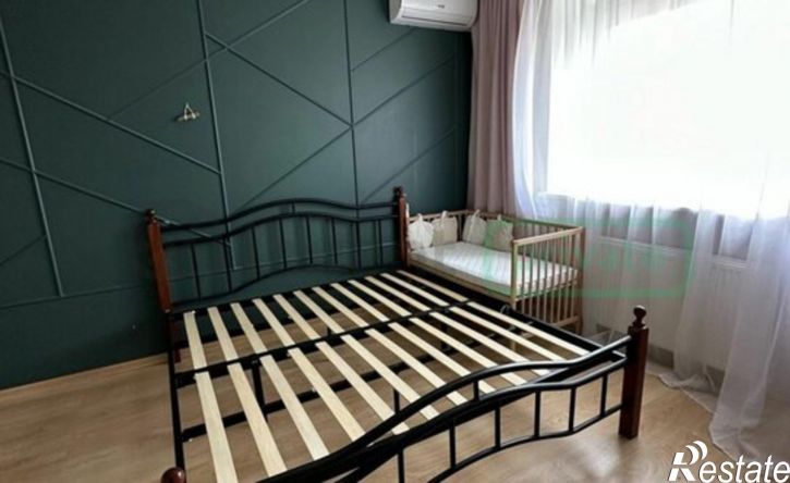3-комн квартира улица Лилии Иванихиной, 7А,  д. 7А
