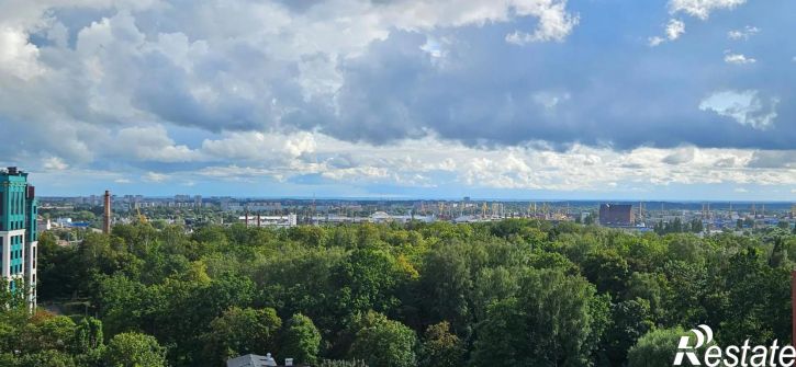 2-комн квартира Россия, Сержанта Колоскова ул, 8