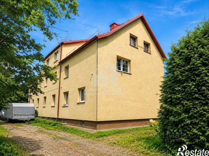 3-комн квартира улица Генерал-лейтенанта Захарова, 5,  д. 5