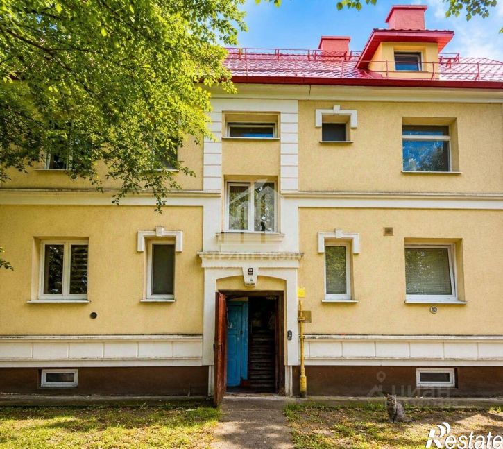 3-комн квартира улица Генерал-лейтенанта Захарова, 5,  д. 5