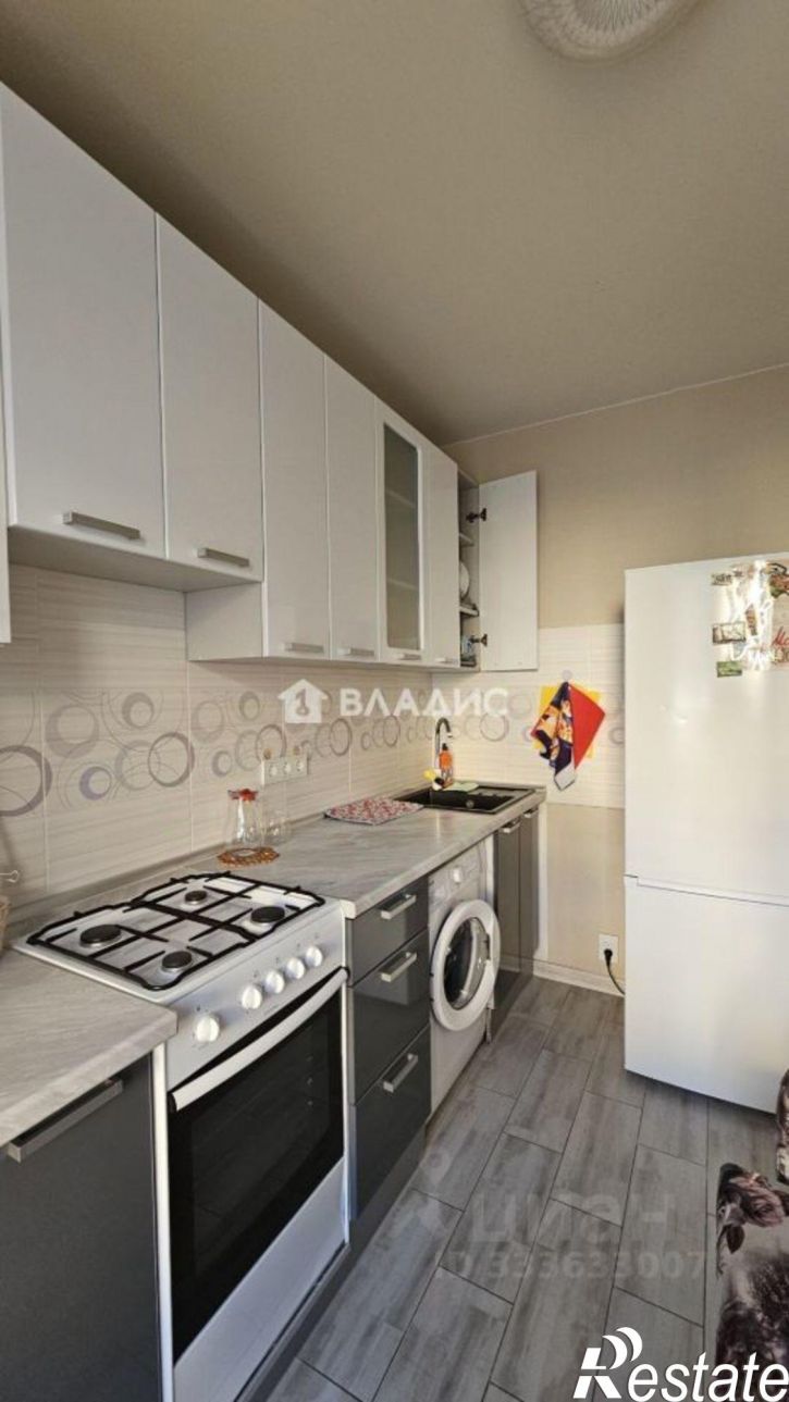 1-комн квартира улица Александра Суворова, 31,  д. 31