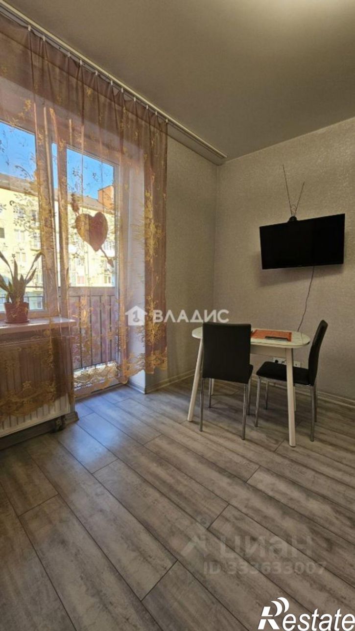 1-комн квартира улица Александра Суворова, 31,  д. 31