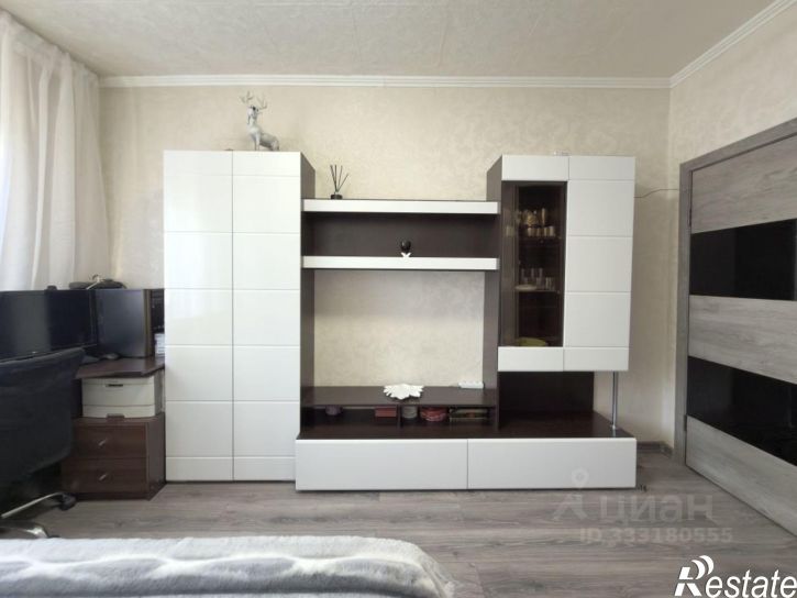 3-комн квартира проспект Калинина, 49,  д. 49