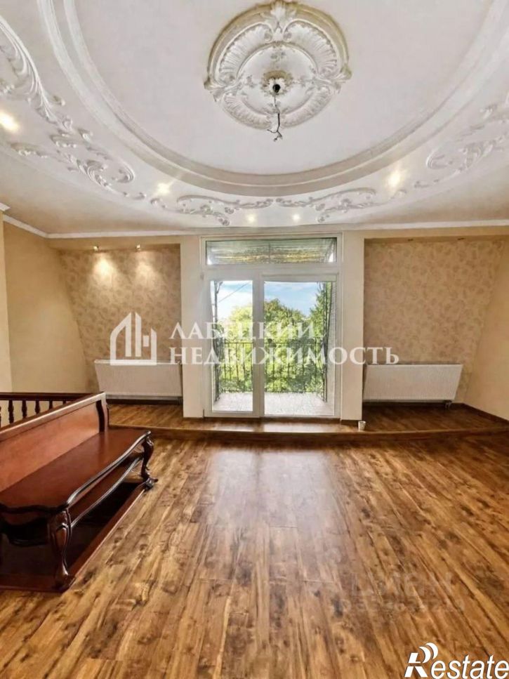 3-комн квартира улица Шиллера, 22,  д. 22