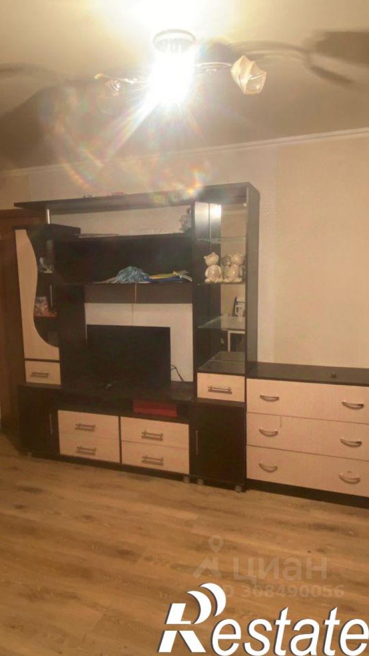 2-комн квартира улица Космонавта Леонова, 58,  д. 58