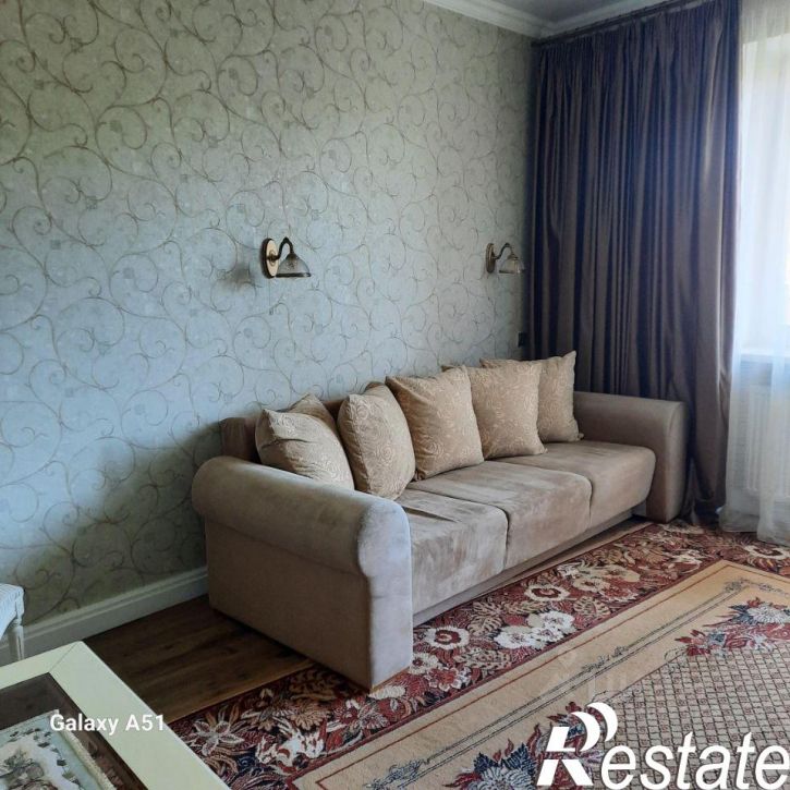 2-комн квартира улица Куйбышева, 100,  д. 100