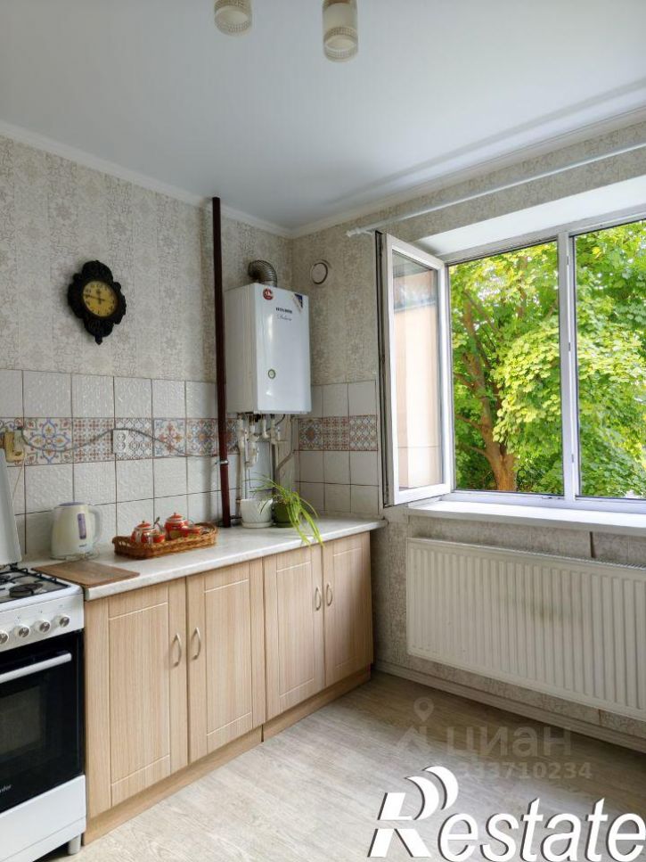 2-комн квартира проспект Победы, 87,  д. 87