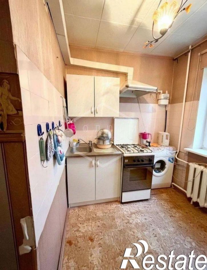 2-комн квартира улица Чекистов, 96,  д. 96
