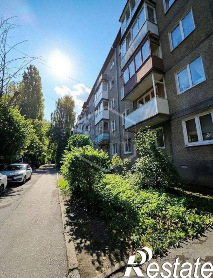 2-комн квартира улица Чекистов, 96,  д. 96