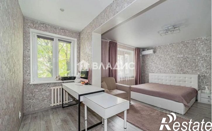 3-комн квартира улица Космонавта Леонова, 81,  д. 81