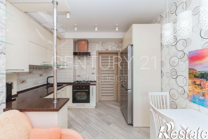 2-комн квартира улица Космонавта Леонова, 55 к3,  д. 55 к3