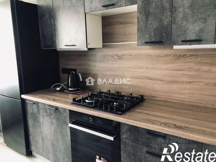 2-комн квартира улица Левитана, 65 к1,  д. 65 к1