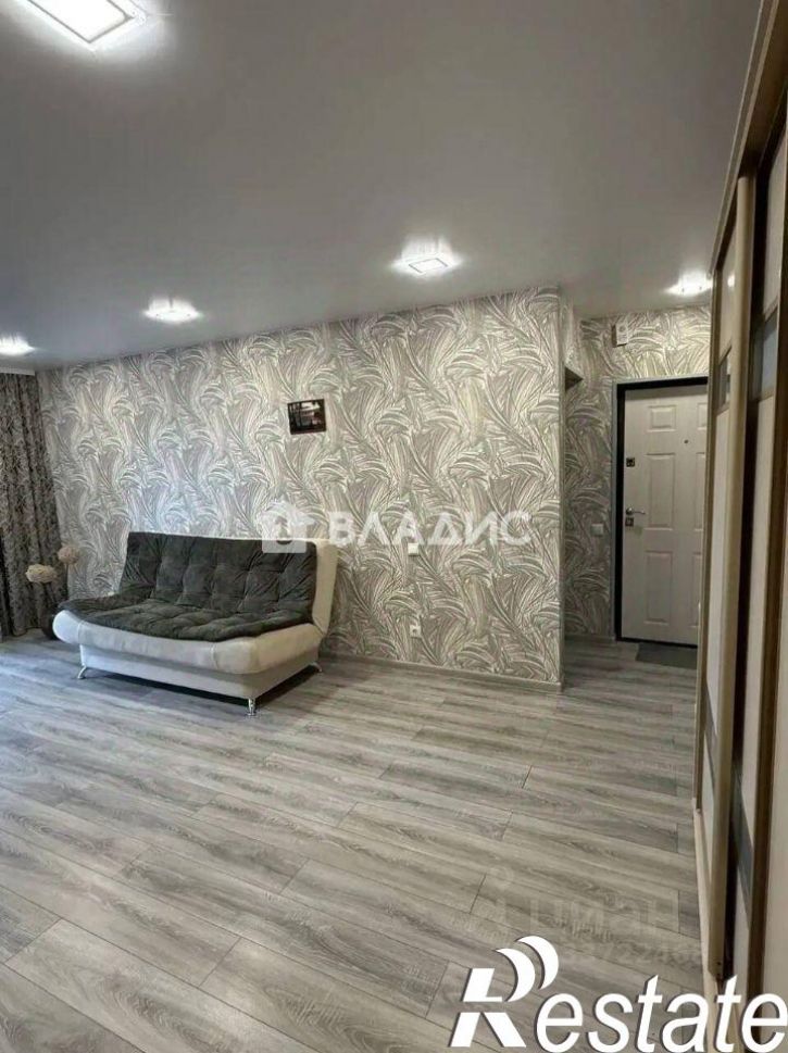 2-комн квартира улица Левитана, 65 к1,  д. 65 к1