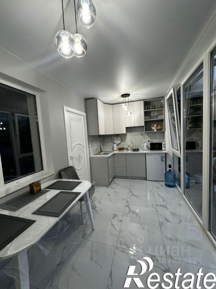 1-комн квартира улица Чекистов, 95,  д. 95