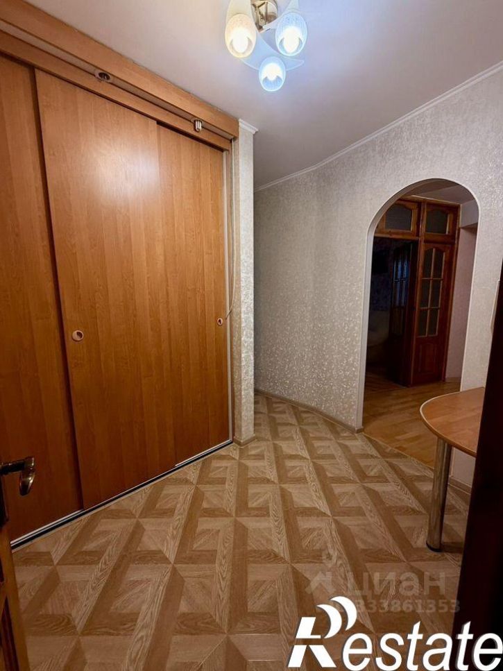 2-комн квартира улица Космонавта Леонова, 74,  д. 74