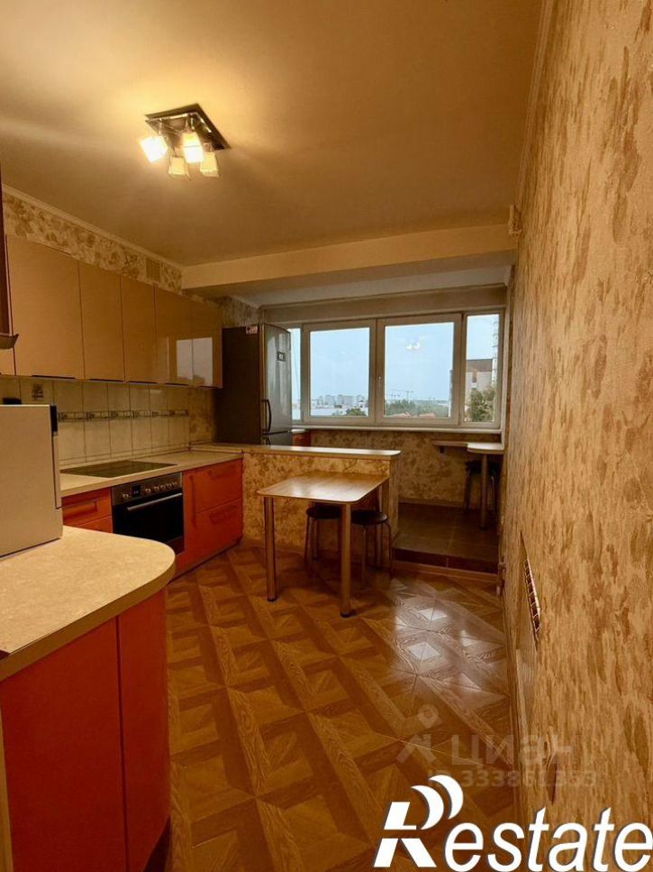2-комн квартира улица Космонавта Леонова, 74,  д. 74