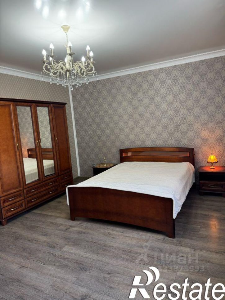 4-комн квартира улица Белинского, 39,  д. 39