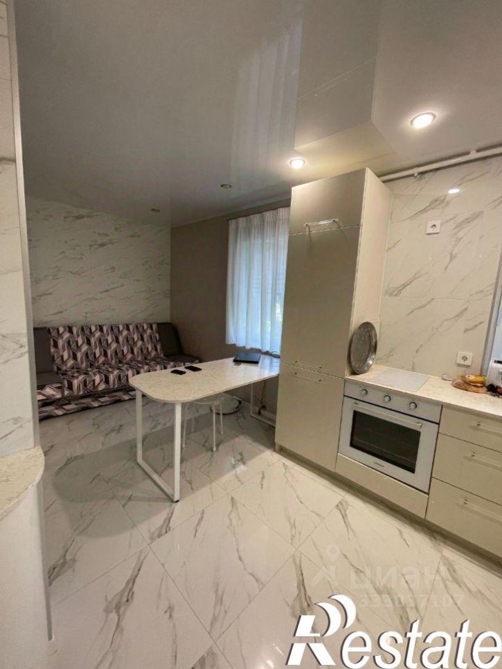 2-комн квартира улица Клавы Назаровой, 51,  д. 51