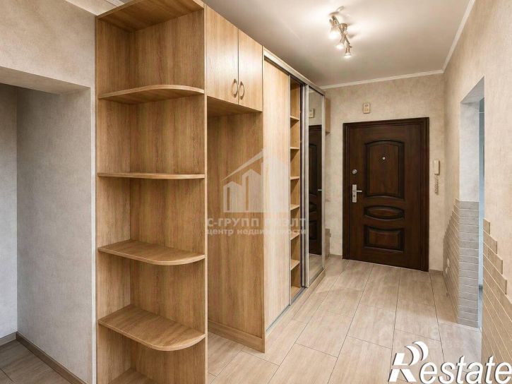 2-комн квартира улица Аксакова, 77,  д. 77