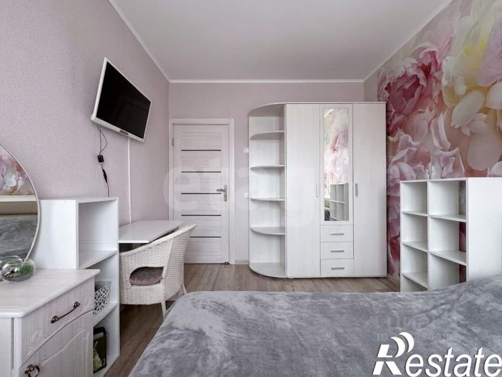 3-комн квартира улица Полковника Ефремова, 12,  д. 12