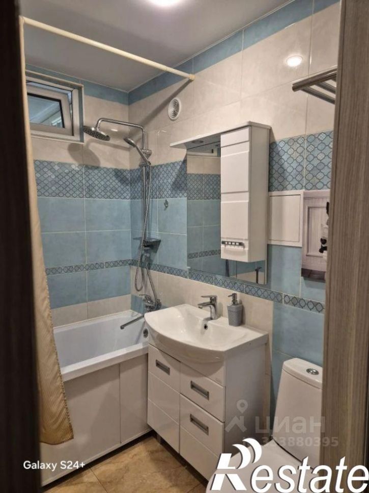 2-комн квартира улица Памяти павших в Афганистане, 13,  д. 13