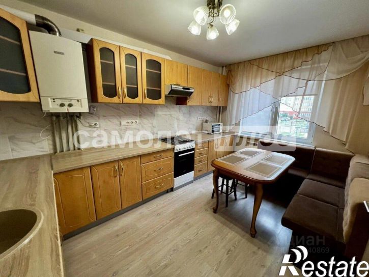 2-комн квартира Осенняя улица, 10,  д. 10