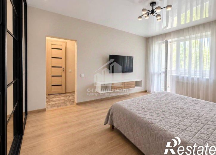 1-комн квартира проспект Победы, 87,  д. 87