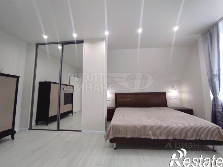 3-комн квартира улица Старшины Дадаева, 21,  д. 21