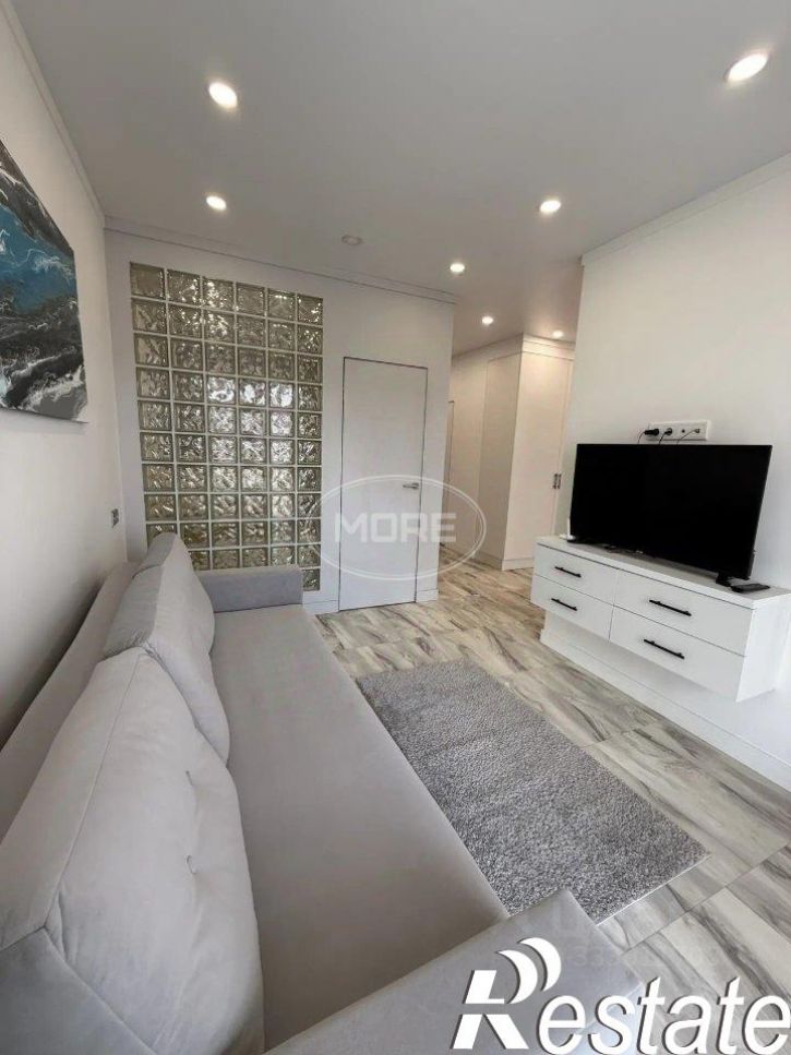 2-комн квартира улица Юрия Гагарина, 16В,  д. 16В