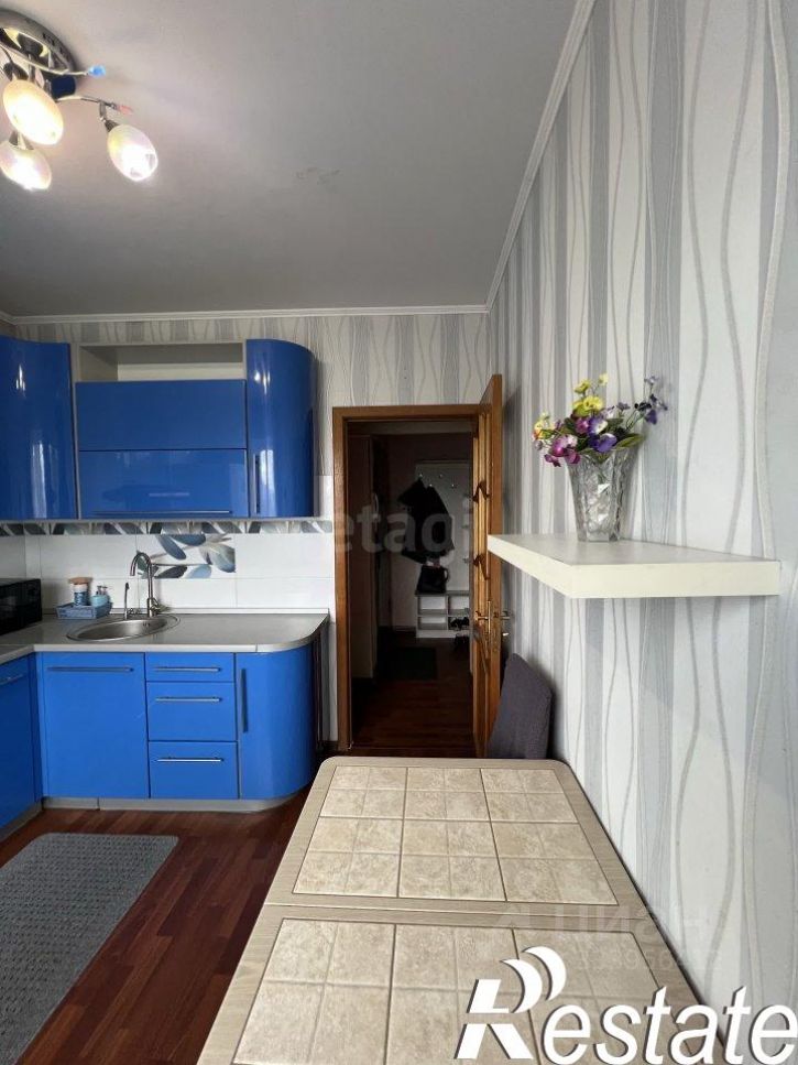 2-комн квартира Октябрьская улица, 61,  д. 61