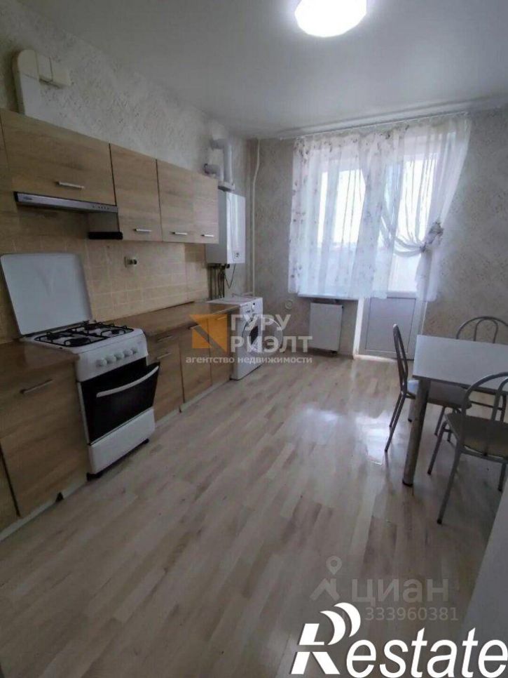 2-комн квартира Бассейная улица, 38,  д. 38