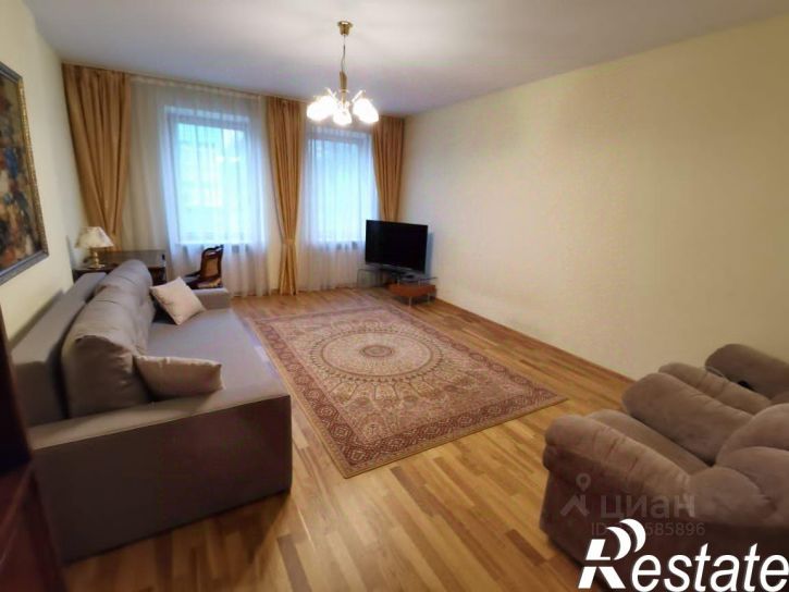 2-комн квартира улица Чернышевского, 3,  д. 3