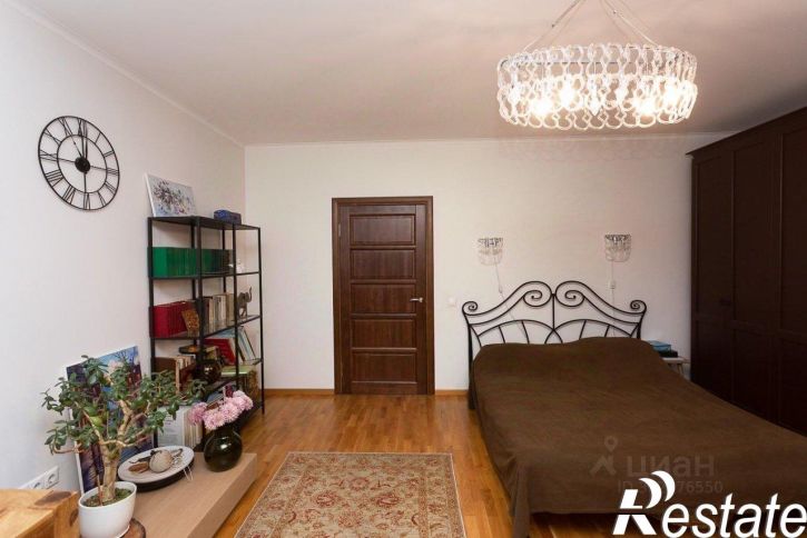 2-комн квартира улица Сержанта Мишина, 22Б,  д. 22Б