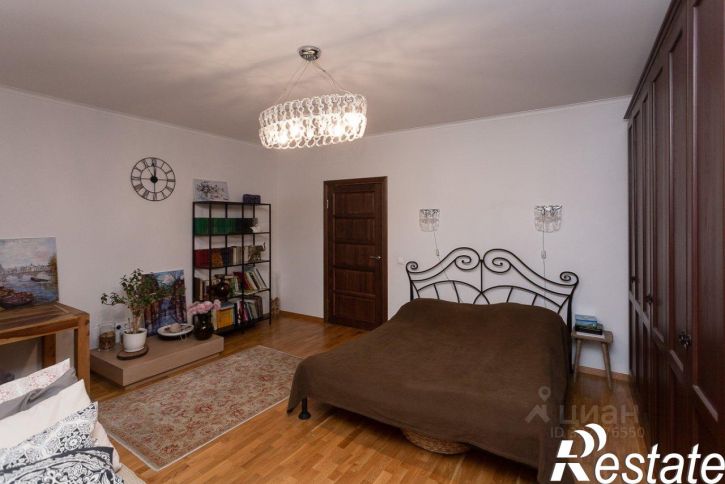 2-комн квартира улица Сержанта Мишина, 22Б,  д. 22Б